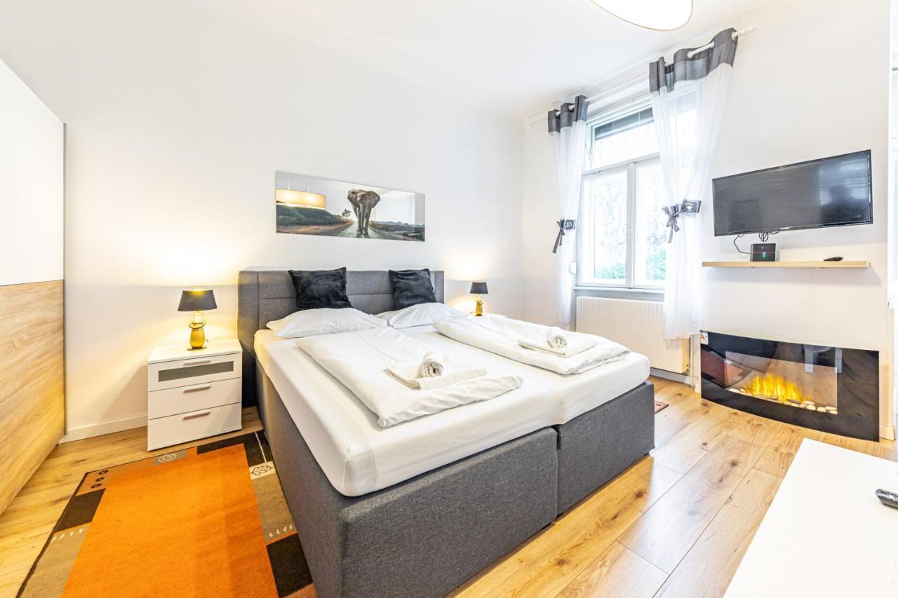 Christiano Apartments - Villa Schoenbrunn Viyana Dış mekan fotoğraf