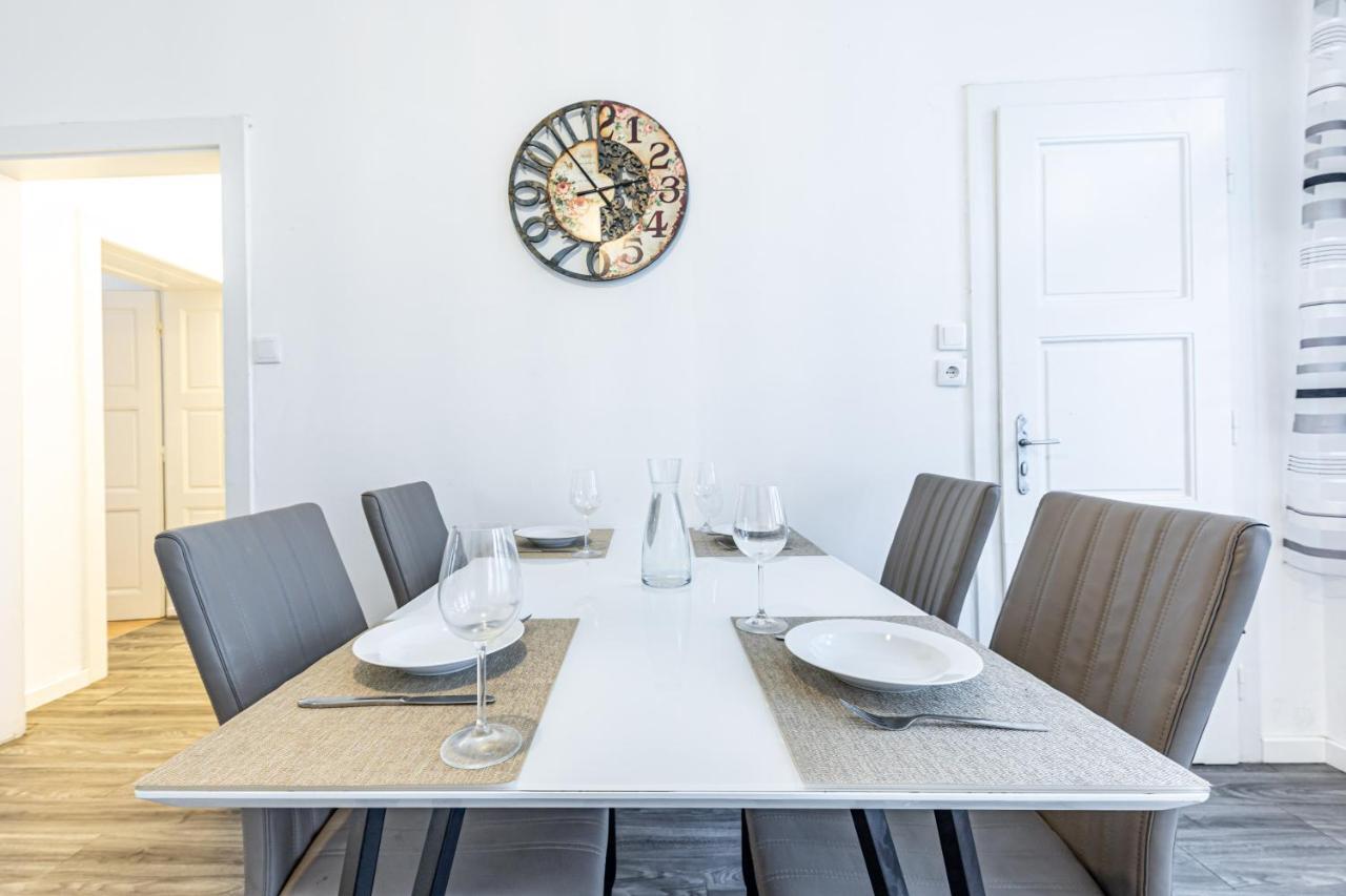 Christiano Apartments - Villa Schoenbrunn Viyana Dış mekan fotoğraf